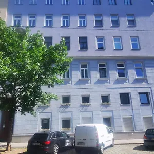 https://smart-mini.vienna-besthotels.com